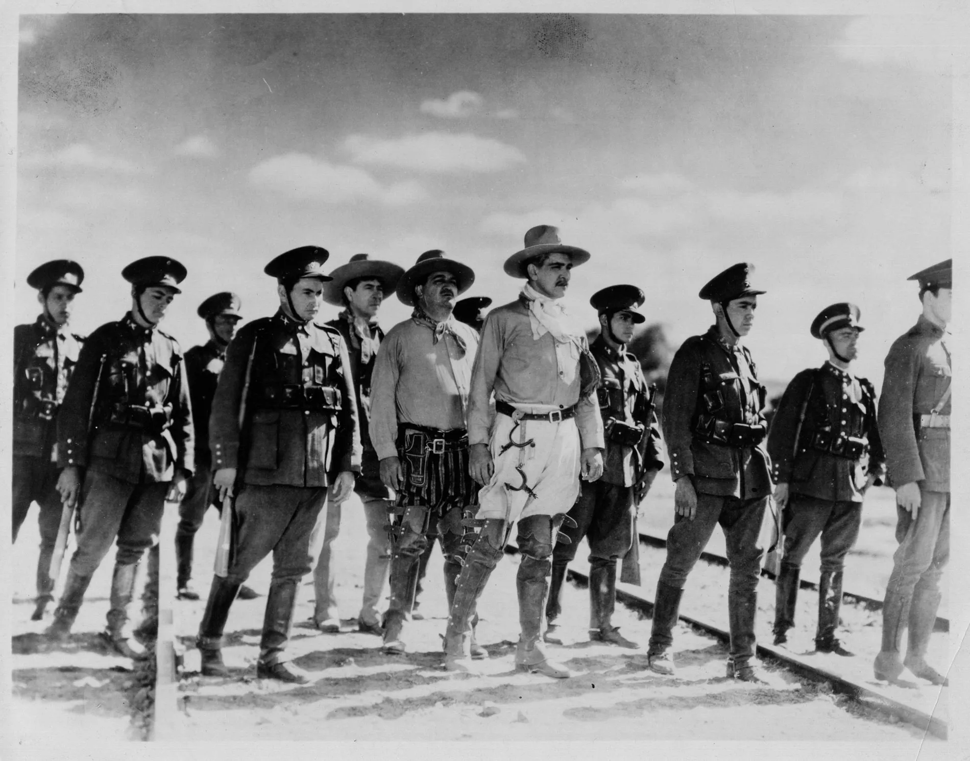 『パンチョ・ビリャと進め』¡Vámonos con Pancho Villa!